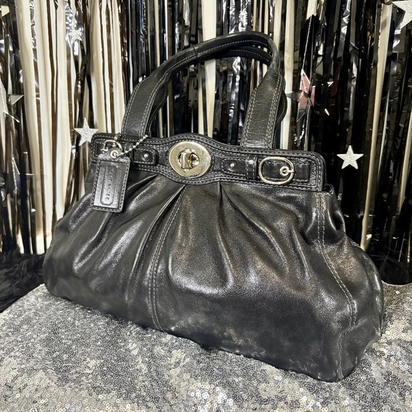 COACH Garnet Shoulder Bag - Picture 1 of 7